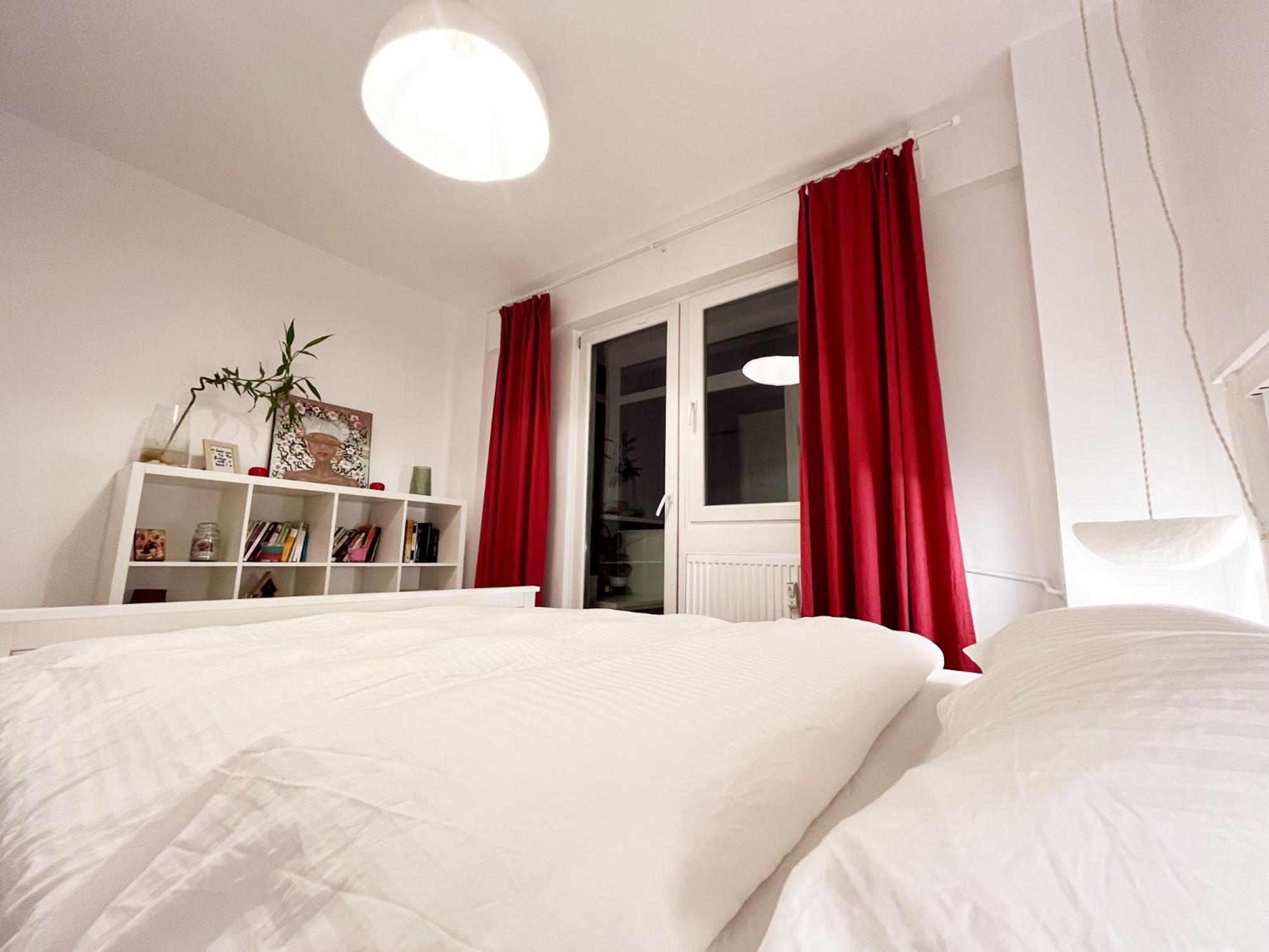 Lola’s apartament close to city center Bucarest Exterior foto